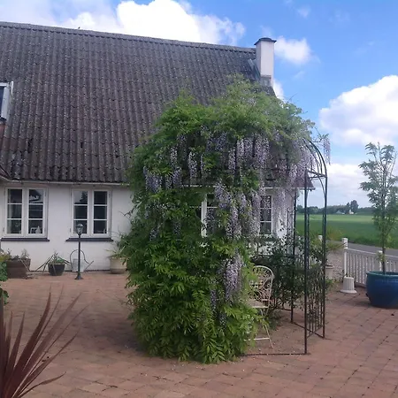 Bed & Breakfast - Stakdelen 47 *